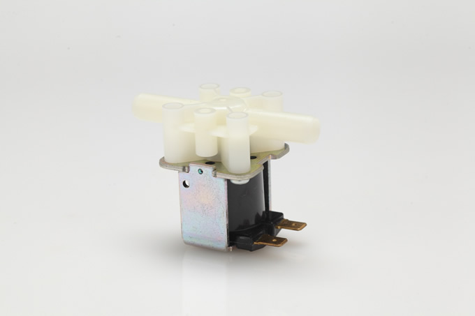 業務用產品--業務用制冰機--電磁閥.jpg
